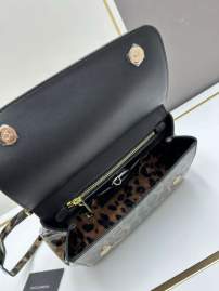 Picture of Dolce Gabbana Handbags _SKUfw161083434fw